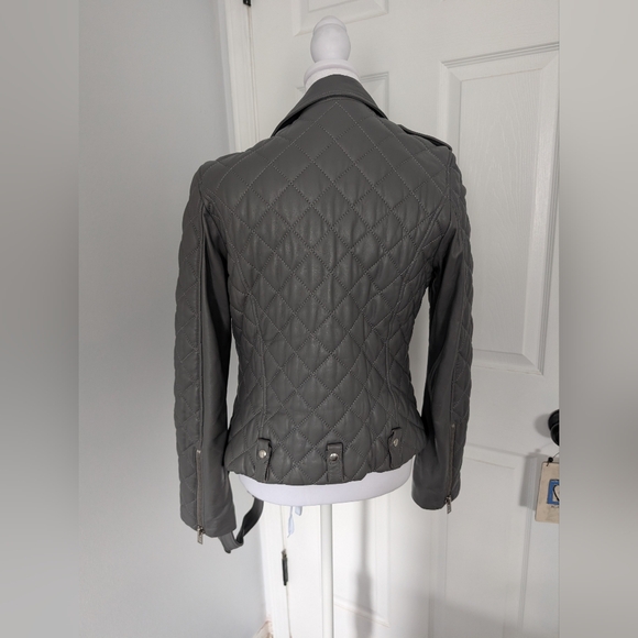 Authentic Iro Quilted Lambskin Ladies' Jacket - Picture 2 of 11